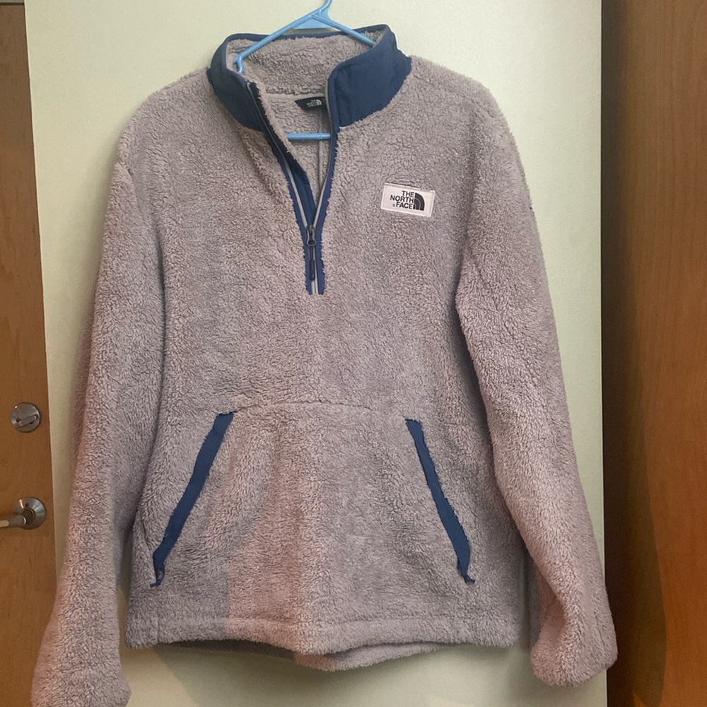 North face Sherpa gray and blue quarter zip. Mens size L